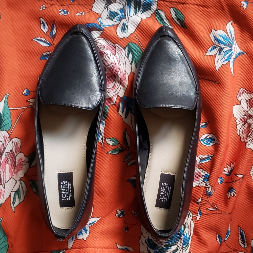 Black pointy loafers - Jones New York